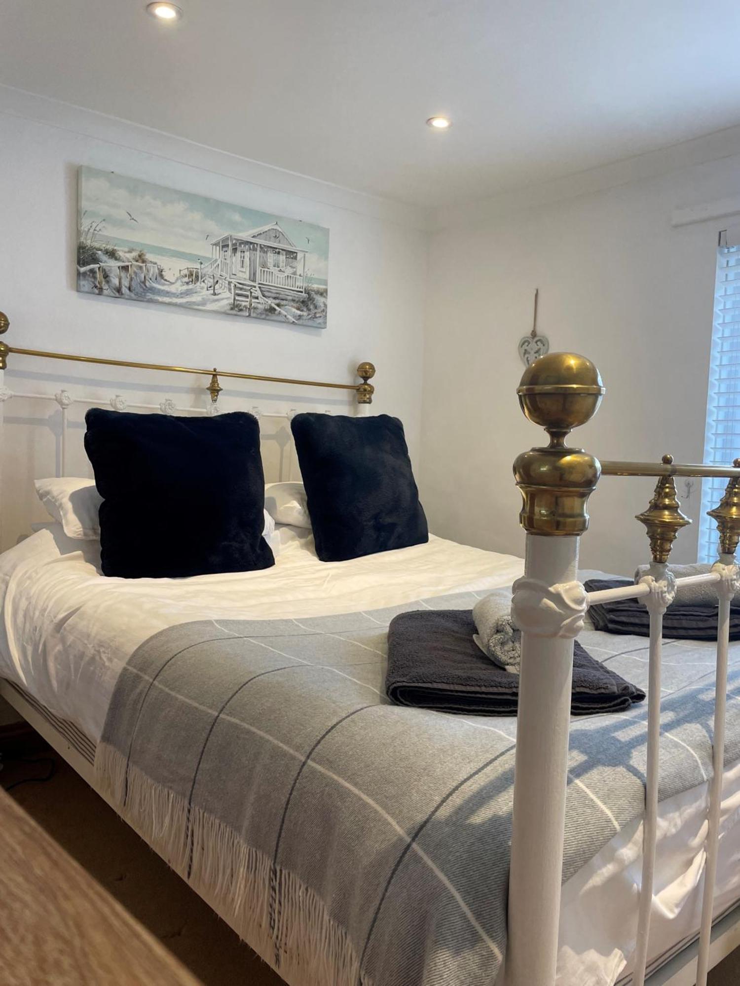 The Little Lighthouse - 2 Minutes From The Beach Pentewan Екстериор снимка